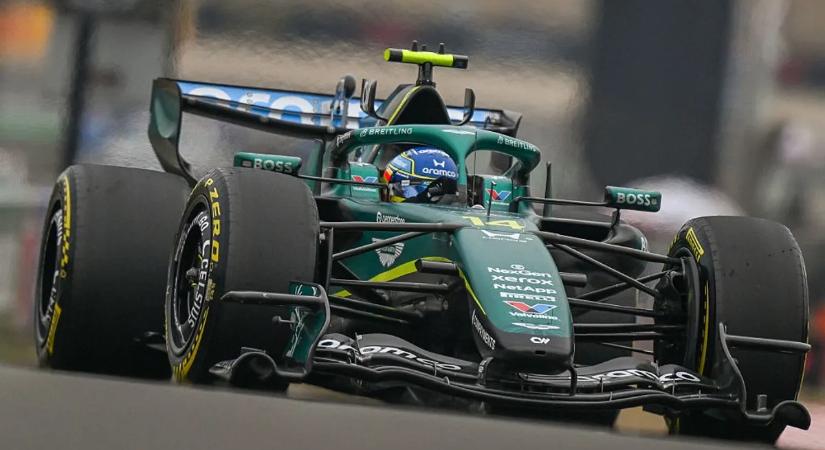 F1: Alonso késve utazik Szuzukába, mert apuka lesz