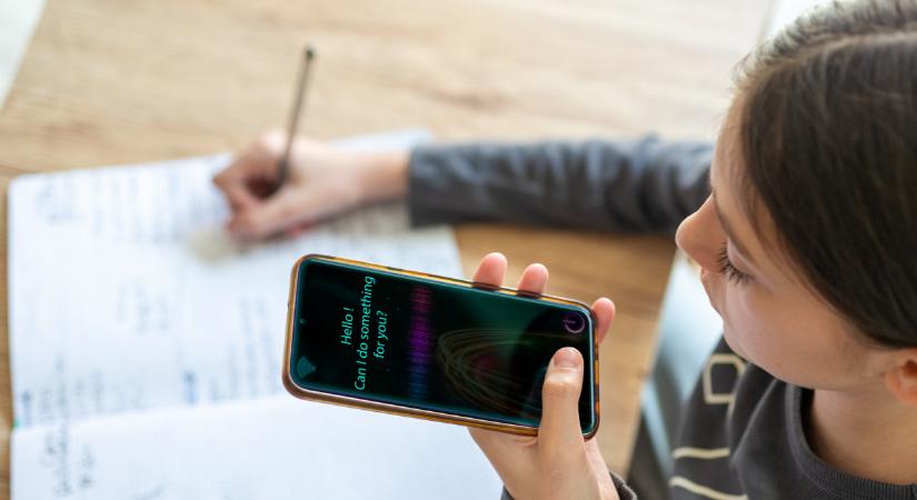 Sok szülő vállat von, ha arról van szó, hogyan használja a gyereke ezt a dolgot: most kiderült, óriási hibát követnek el!