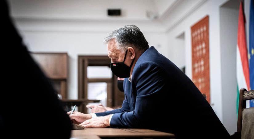 Orbán Viktor: Március 15-ére minden 60 év fölöttit, aki regisztrált, beoltanak