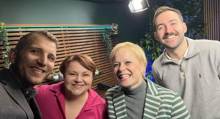 Ők már meglépték – és most elmondják, hogyan csinálták! Jön a Megcsináltuk könyv!