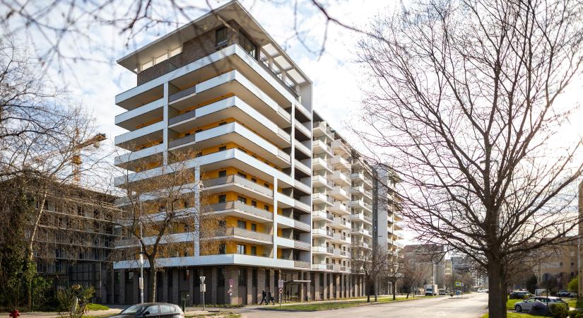 Bemutatjuk Budapest újjáépülő városnegyedét, ahol a múltat szinte eltörölték