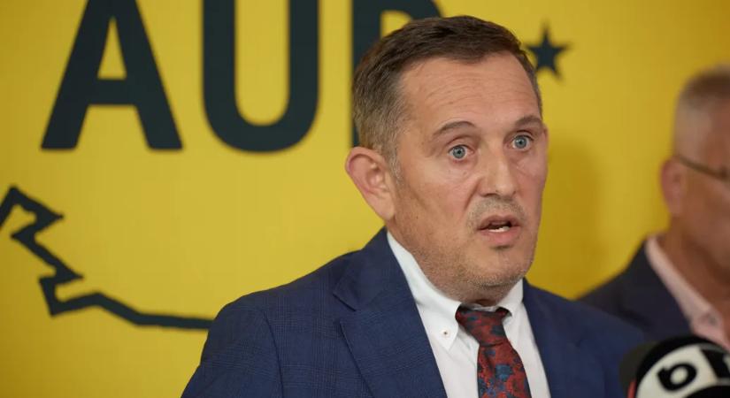 Orbán Viktor a jó választás a román szélsőjobboldali AUR szerint