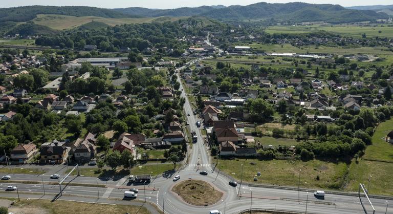 Elküldte a „p*csába” az akkufeldolgozót Bátonyterenye KDNP-s polgármestere