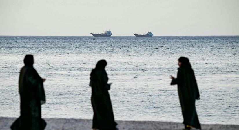 Irán átengedett egy thaiföldi olajszállító hajót a Hormuzi-szoroson