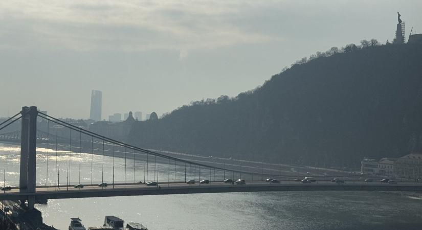 Az amerikai alelnök látogatására időzítve adhatják át a Citadellát