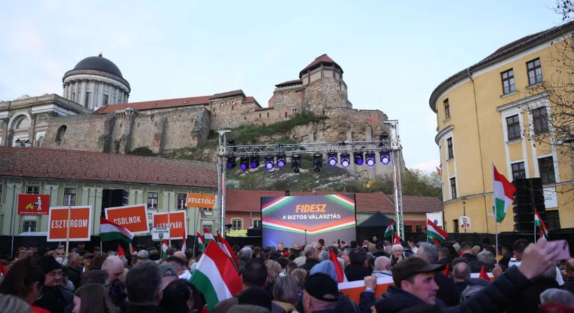 Békemenet Esztergomban: így vonult a gigantikus tömeg - Fotók