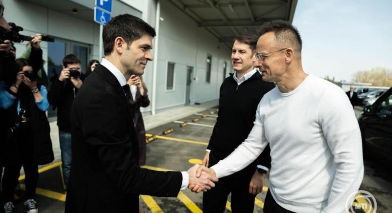 Szijjártó Péter: a vajdasági magyarok egyedül a jelenlegi nemzeti szuverén kormányra számíthatnak