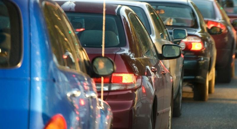 Polgárőrök és közterület-felügyelők segítenek az egri csúcsidőszakban