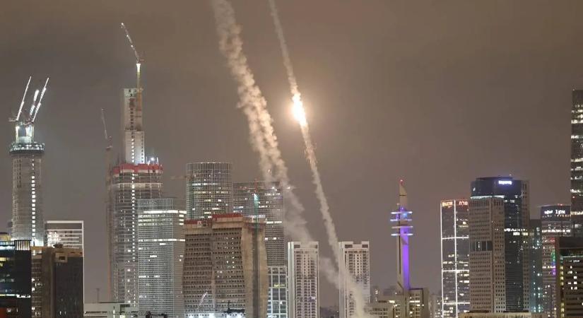 Izraelben hajnalban és délelőtt is riasztás volt iráni rakétatámadások miatt