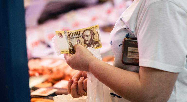 Látványosan erősödött a forint, ez állhat a háttérben
