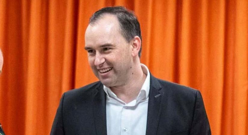 Sopronban is STOP plakátrongálás - videó