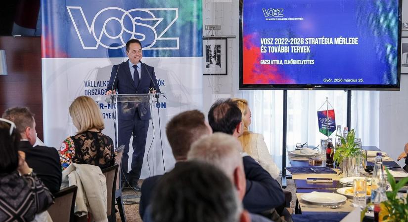 Éves beszámoló gyűlés és vállalkozói fórum a VOSZ-nál Győrben - fotók