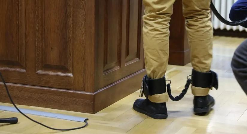 A bilincs miatt lázadozott a feleséggyilkossággal vádolt marokkói férfi a tárgyaláson