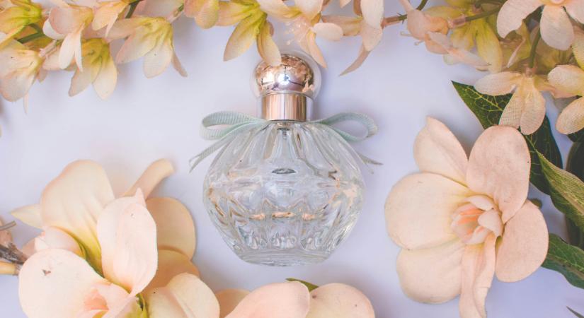 Dobsz egy hátast: többszáz millió forintot ér ez a parfüm, nem vicc