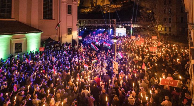 Orbán Viktor: Ha ukránbarát kormányt választunk, a magyarok pénze Ukrajnába megy – csak a Fidesz tud nemet mondani a háborúra és az ország kizsebelésére