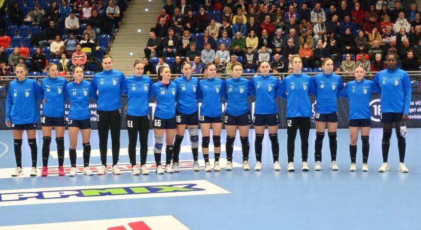 Nem jött be az edzőváltás: Elek Gábor csapata megint kiütötte a riválist