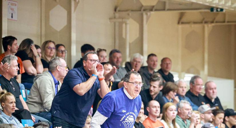 Sztárvendég és elképesztő hangulat a KSC Szekszárd rájátszásmeccsén (galéria)