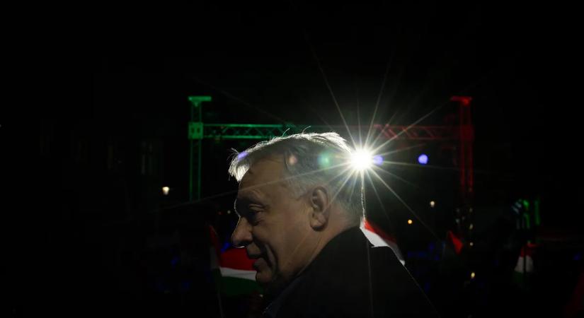 Orbán Viktor: Két erő feszül egymásnak