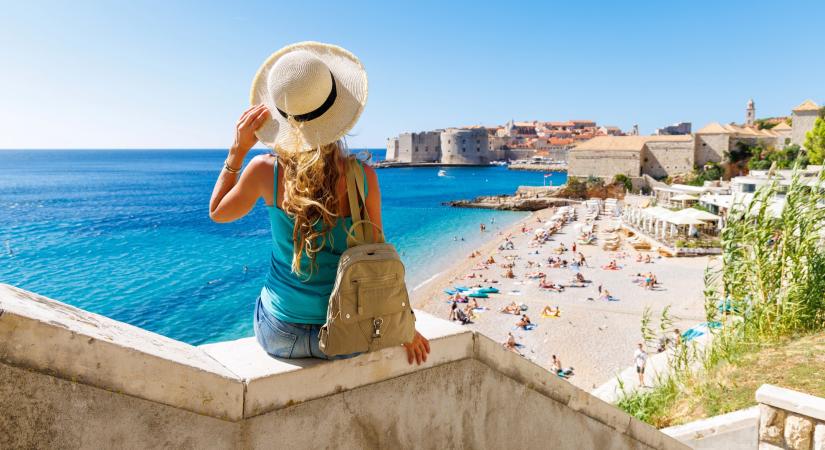 Ezek Európa legzsúfoltabb városai: van, ahol 100 helyire 16 ezer turista jut