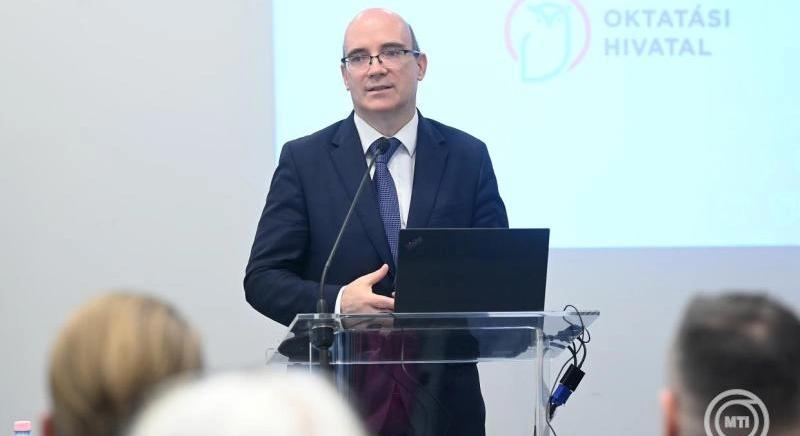 Digitális pedagógiai rendszert fejlesztett ki az Oktatási Hivatal