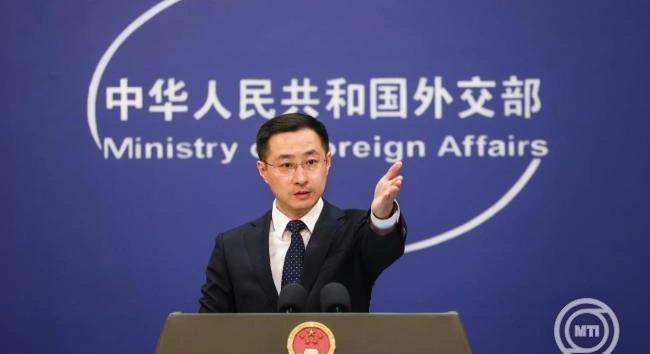 A közel-keleti konfliktus rendezésén dolgozik Kína