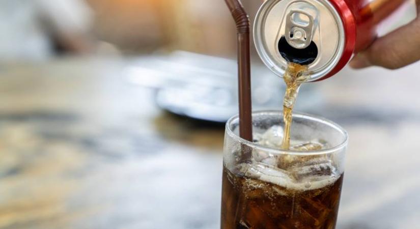 Ez az ital tönkreteheti a májat, mégis sokan naponta isszák: nem az alkohol az