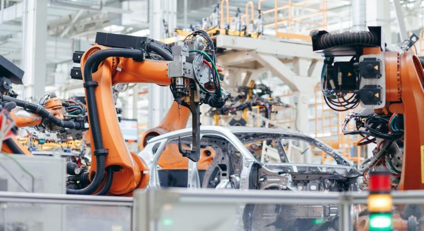 Hivatalos: 100 ezer autót hív vissza ez a gyártó