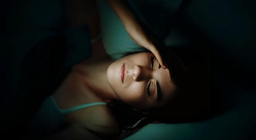 Nem biztos, hogy jó, ha okoskütyük lesik az alvásfunkcióidat