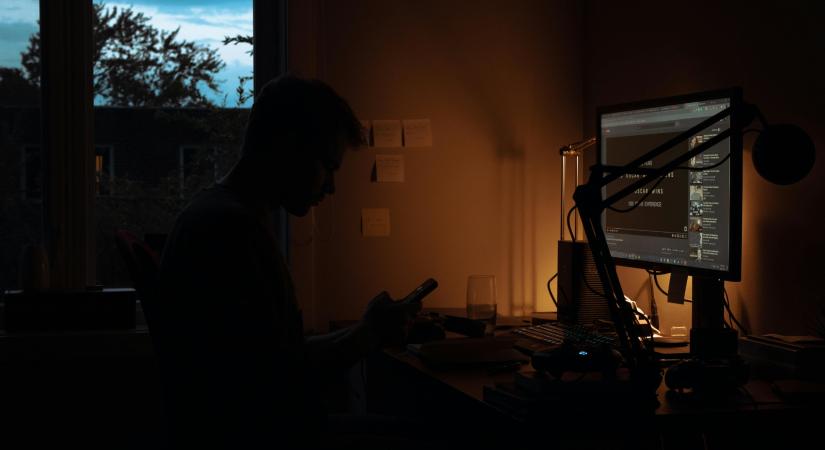 Kütyük fogságából a való világba