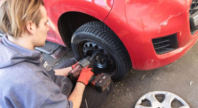 Így lehet olcsóbb a gumicsere – de nem mindenkinek ajánlott