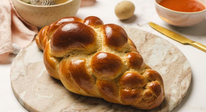 Húsvéti fonott kalács édesen és sósan