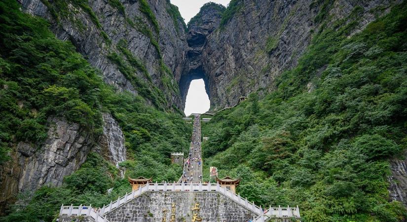 Megtöri-e a bitcoin a féléves lefelé tartó trendjét: ez lehet a bikapiac jelzése