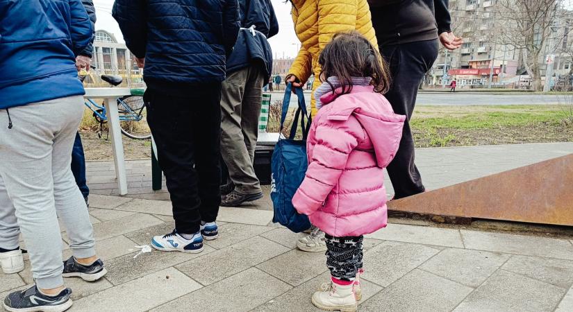 Rászorulókat várnak a debreceni ételosztásra