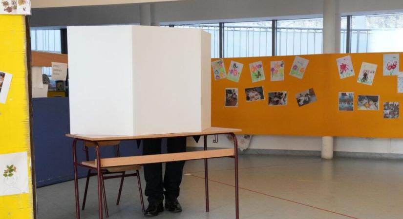 Nem független választási megfigyelők tucatjaira figyelmeztet a Kreni-Promeni