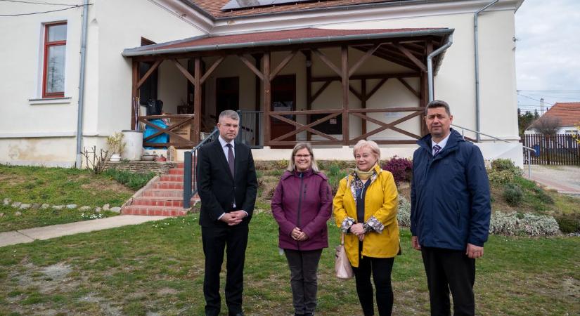 Nemzetiségi közösségi és intézményi helyszíneket újítanak fel Kőszegen