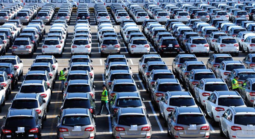 Kínai márkák és villanyautók szorítják sarokba a hagyományos modelleket