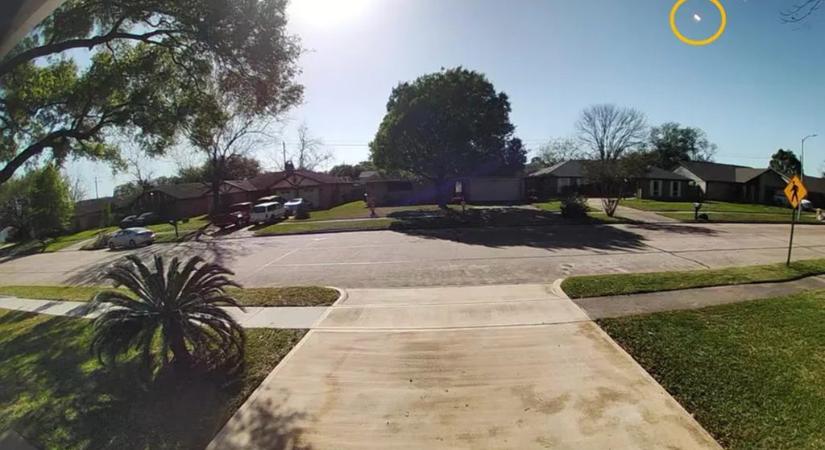 Ágyúgolyó méretű meteorit csapódott egy texasi ház hálószobájába