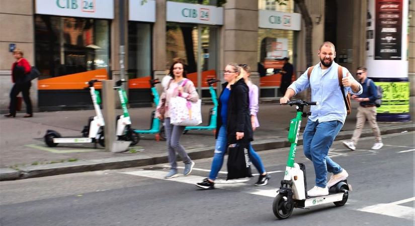 Ki fizet, ha egy bérroller összetöri az autót? Mutatjuk, mire számíthatsz