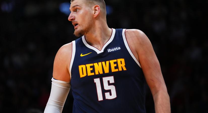 Nikola Jokic sporttörténelmet írt