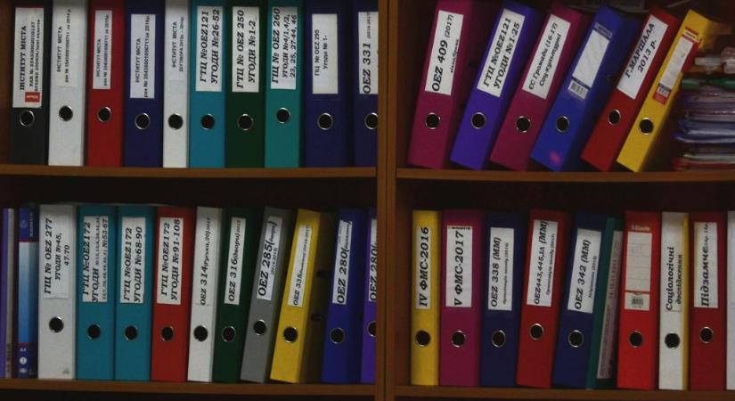 Mit érdemes feltétlenül papíron is megőrizni otthon? Az analóg biztonsági másolat nem visszalépés