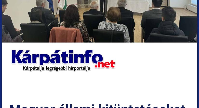 Magyar állami kitüntetéseket adtak át Beregszászban - A hűség és szolgálat elismerése