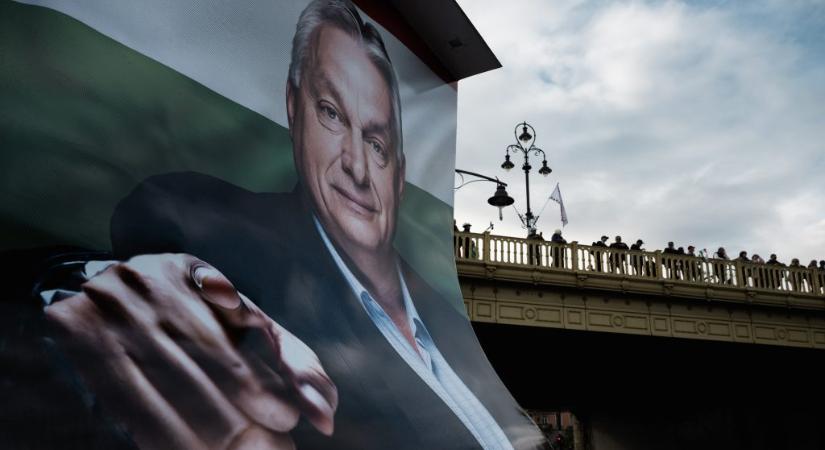 A kormánypárti előnyt mérő Nézőpont levezette, miért irreális a kétharmados Tisza-győzelmet jósló Medián felmérése