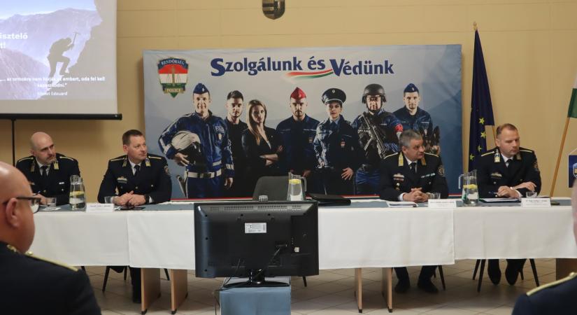 Évet értékeltek a vármegyei rendőrök