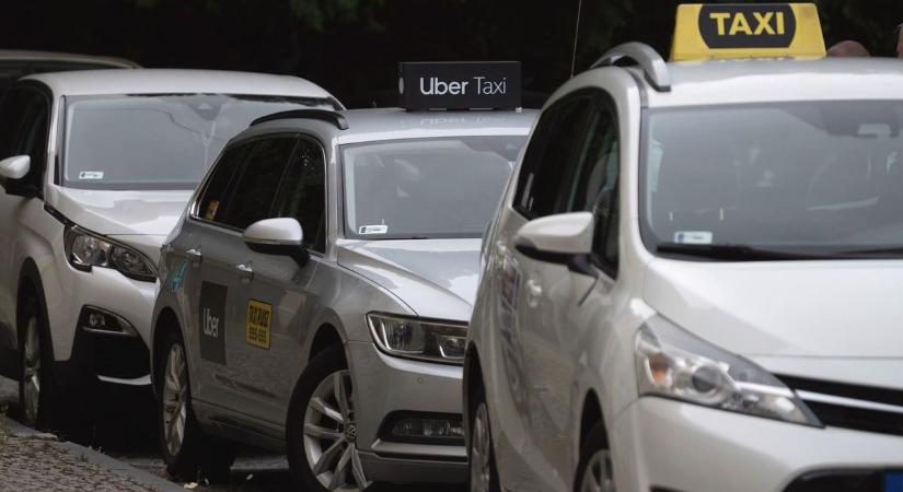 Ha kipróbálnánk a robotaxit, csak a szomszéd fővárosba kell menni, máris megérkeztek az önvezetők