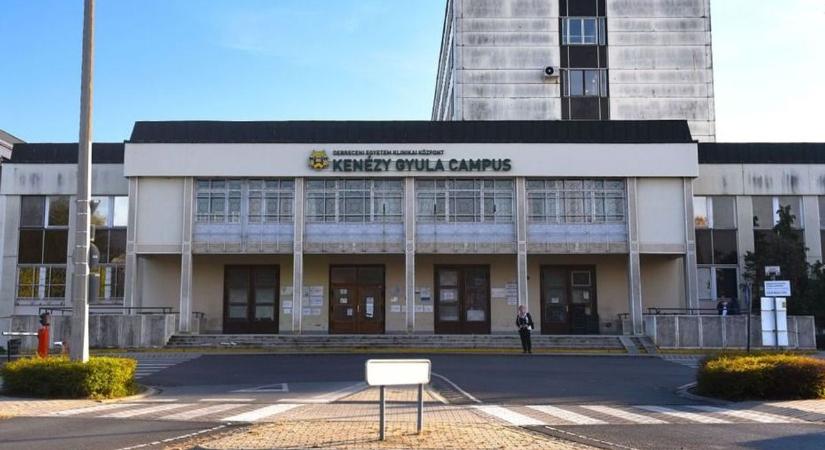 Nem köntörfalazott a debreceni nő, kerek perec leírta, miket tapasztalt a sebészeten!