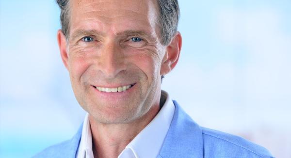 Média és lélek találkozása – Kiss József Zsolttal beszélgetünk a PRaliné Klubban