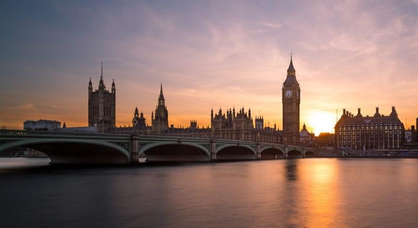 Irán elérheti Londont? Kitérő válasz érkezett