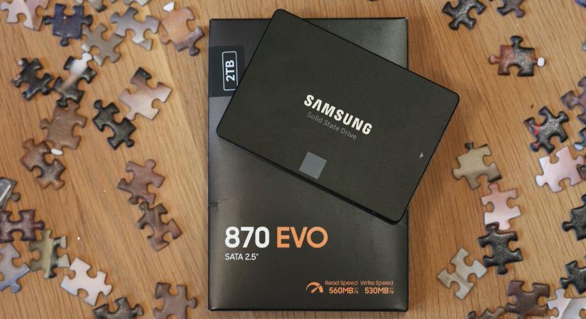 A memóriakrízis közepette egy 8 TB-os taggal bővült a Samsung 870 EVO sorozata