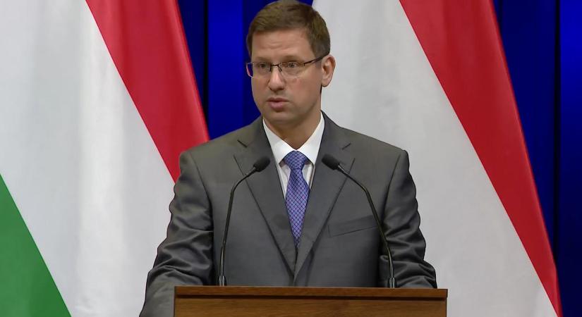 Gulyás Gergely szerint Orbán Viktor nem az ő kijelentéséről mondta, hogy marhaság