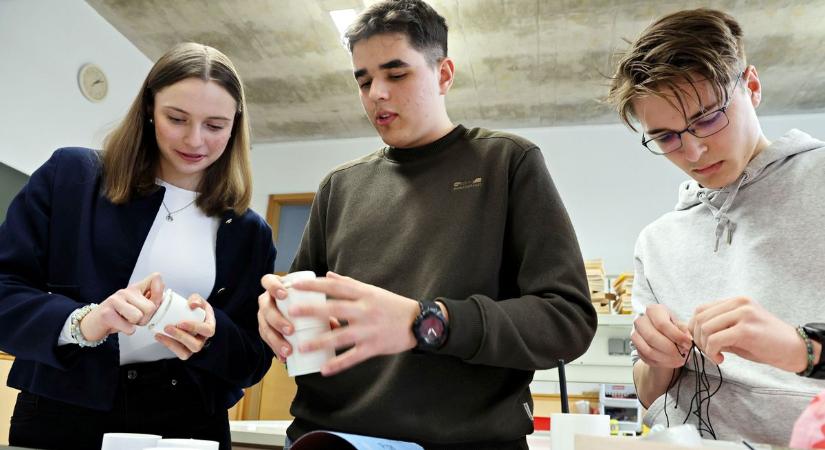 Hihetetlen, mire képesek: szegedi diákok műholdjai indulnak az űrbe a tavaszi szünetben